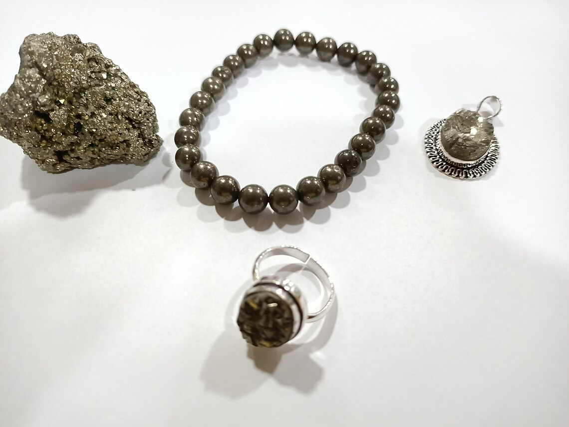 Money attraction kit - 1 Pyrite bracelet , Pyrite Ring, 100 GM raw pyrite stone and pyrite pendant. Original Pyrite Raw Stone Kit for money