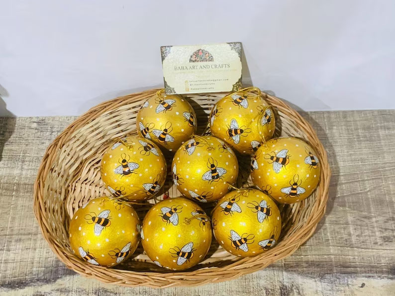 Paper Mache Christmas Ball, Hand painted Christmas ornaments, Paper Mache baubles ,Handmade Christmas Ornaments, Hanging christmas Bauble